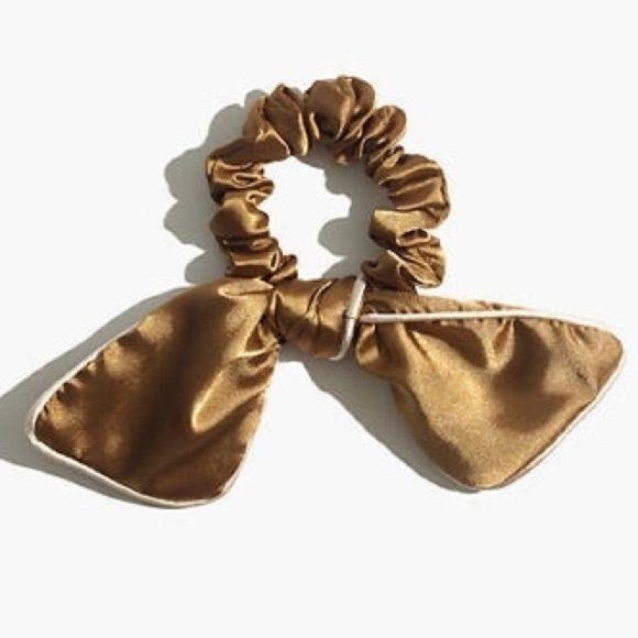 NWOT Madewell Satin Bow Hairtie in Black